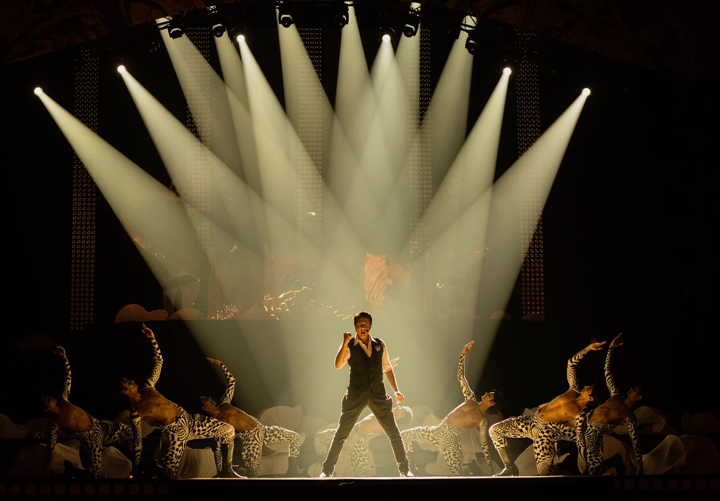 Glamorous Arena Production